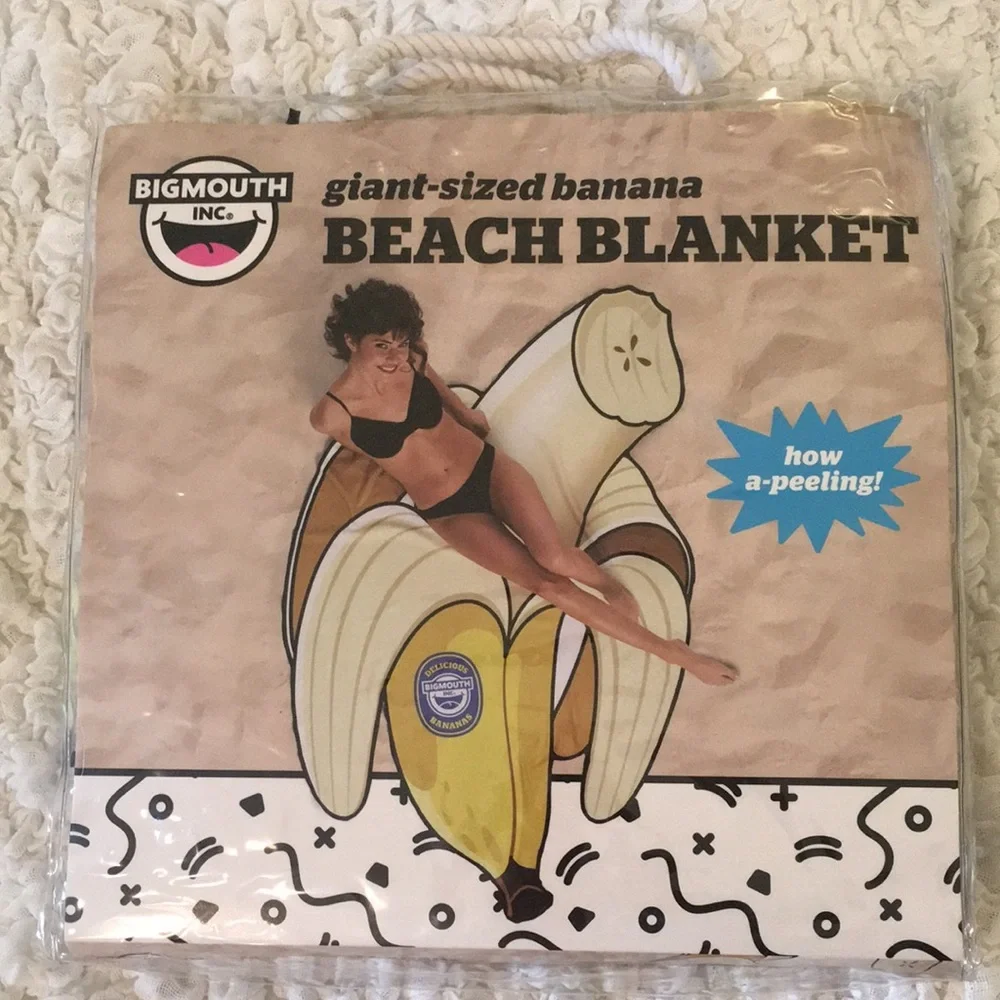 ๐ Banana Beach Blanket ๐ - Picture 8 of 8